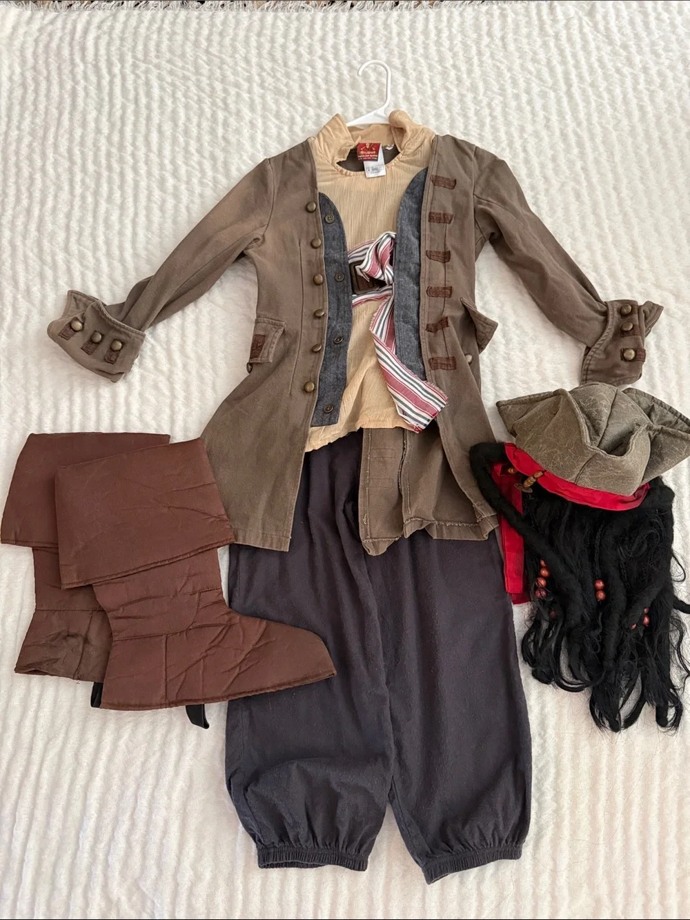 Y2K Vintage DisneyStore Captain Jack Sparrow Costume